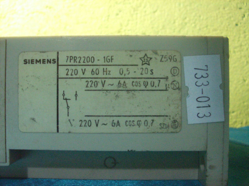 Siemens 7PR2200-1GF 7PR22001GF Time Delay Relay