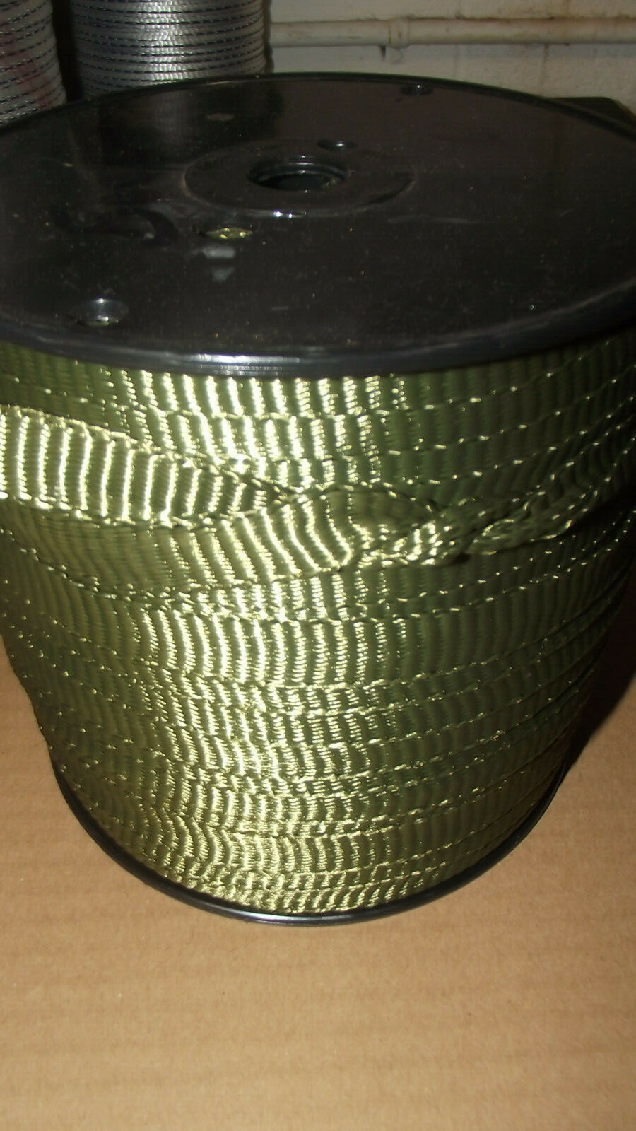 5/8″ x 500′ 1800# tensile polyester pull tape, mule tape, webbing, Green, USA