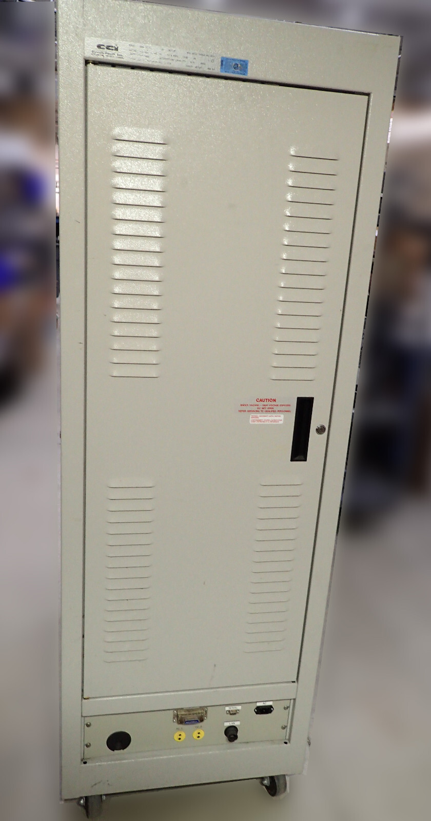 CIRCUIT CHECK INC BRN-20272 RACK CABINET 19″ POWDER COATED w/ CASTERS, HARDWARE+