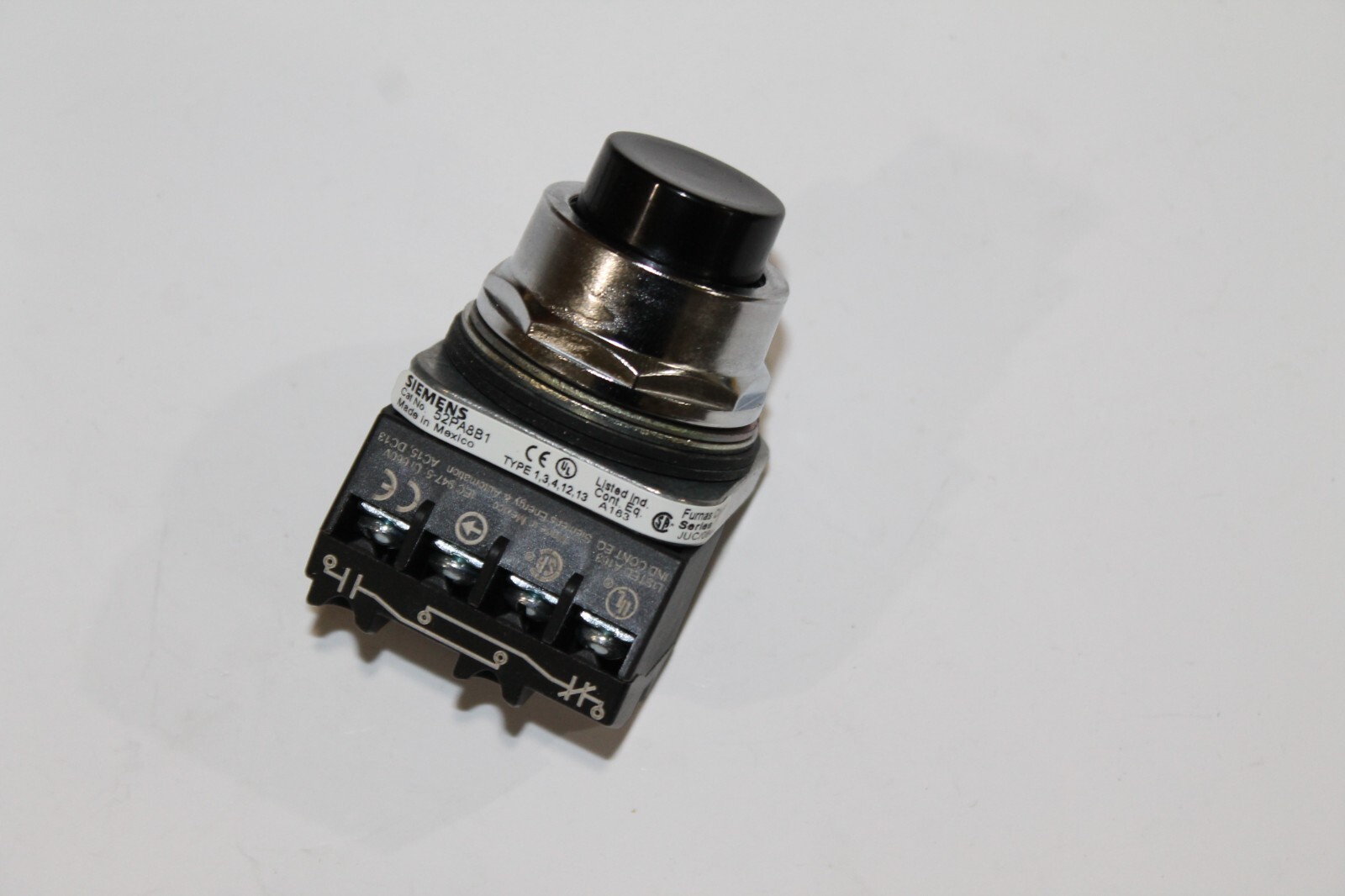 Siemens 52PA8B1A, Push Button Operator, Extended Cap, Black, 1NO-1NC