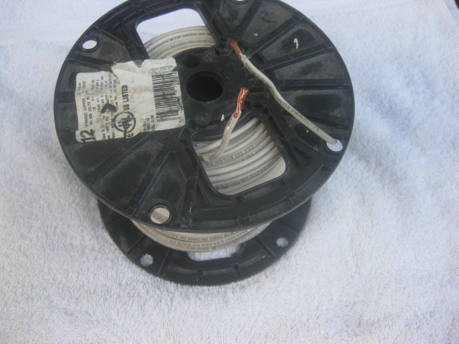 12 awg thhn thwn stranded wire 450ft copper white 600v made in USA