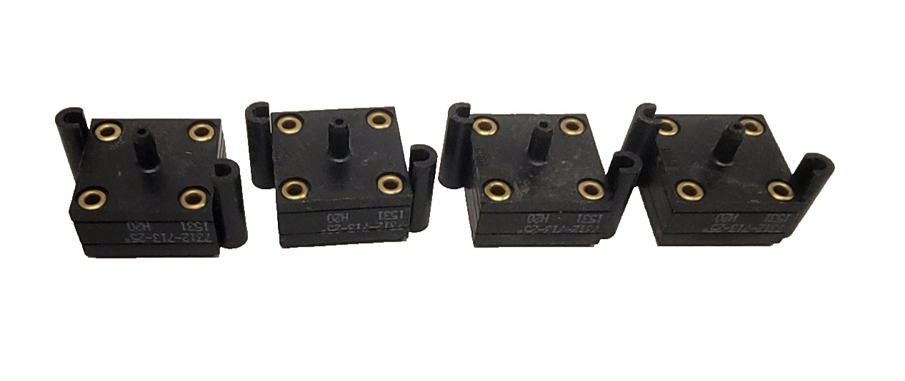 Lot of 4 New World Magnetics PSF 102 Pressure Sensor / Transducer