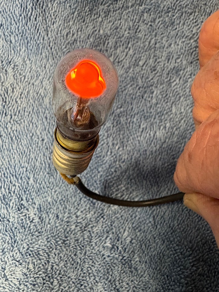 1 GE SCREW IN BASE NE45 bulb neon Hickok TV-7D/U tube tester short lamp 120 VAC