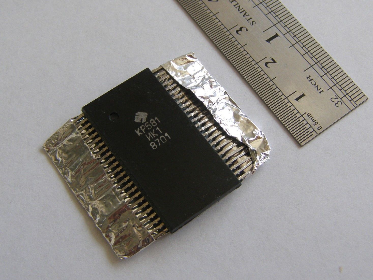 Vintage ex-USSR KR581IK1 16-bit Advanced Math Coprocessor QTY=1