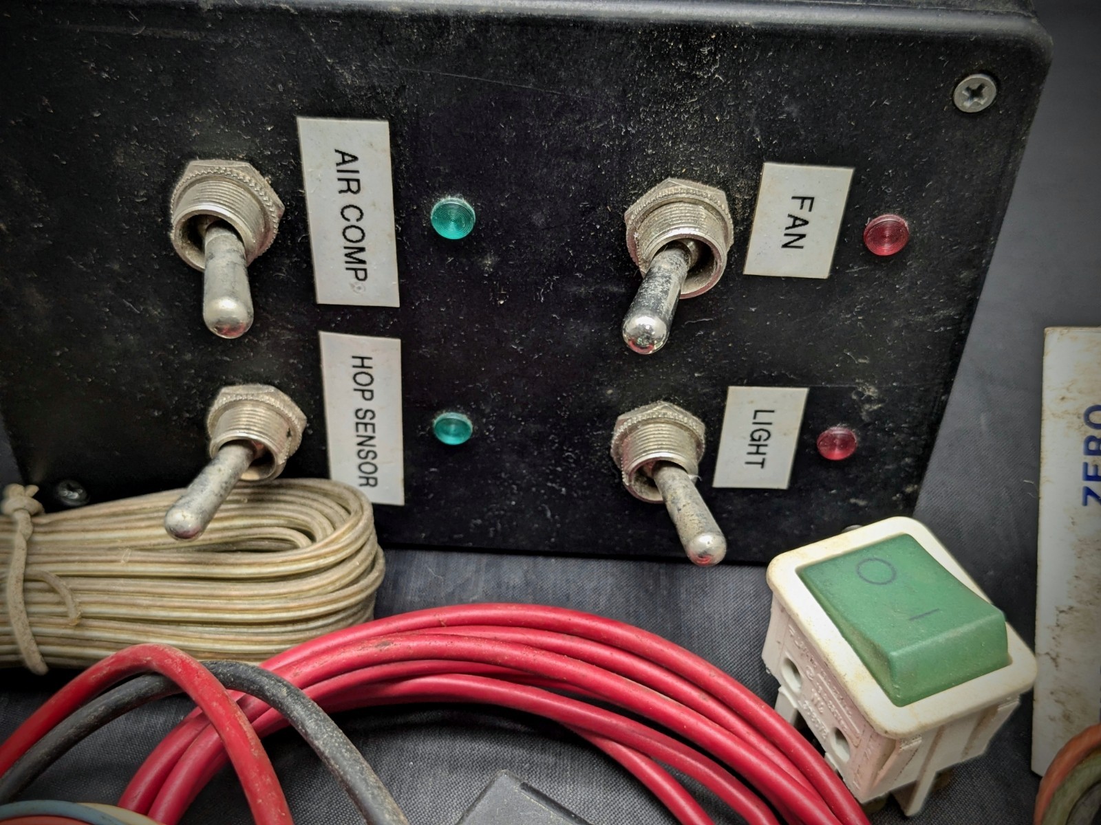 Lot – Used Electronic Parts Variety Switches, etc. DIY Tinkering Prototype parts