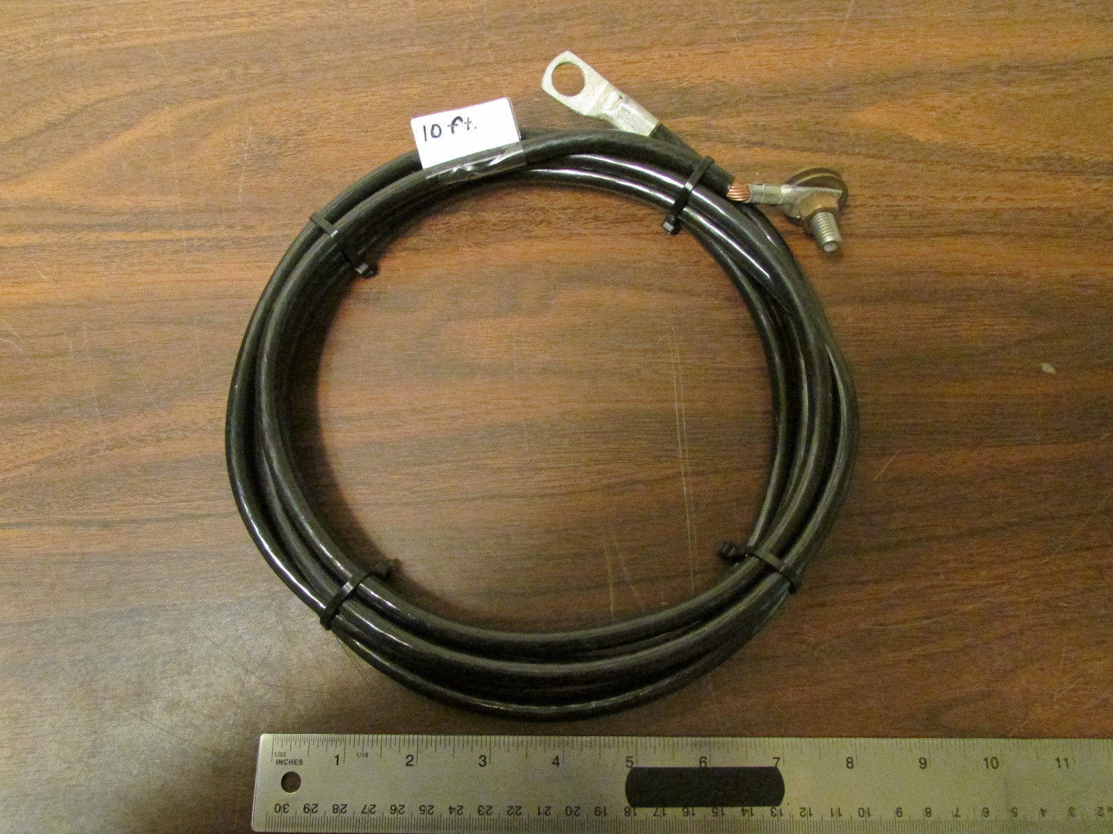 10-Foot Roll Of Thick Black Wire 4 AWG With End Lugs