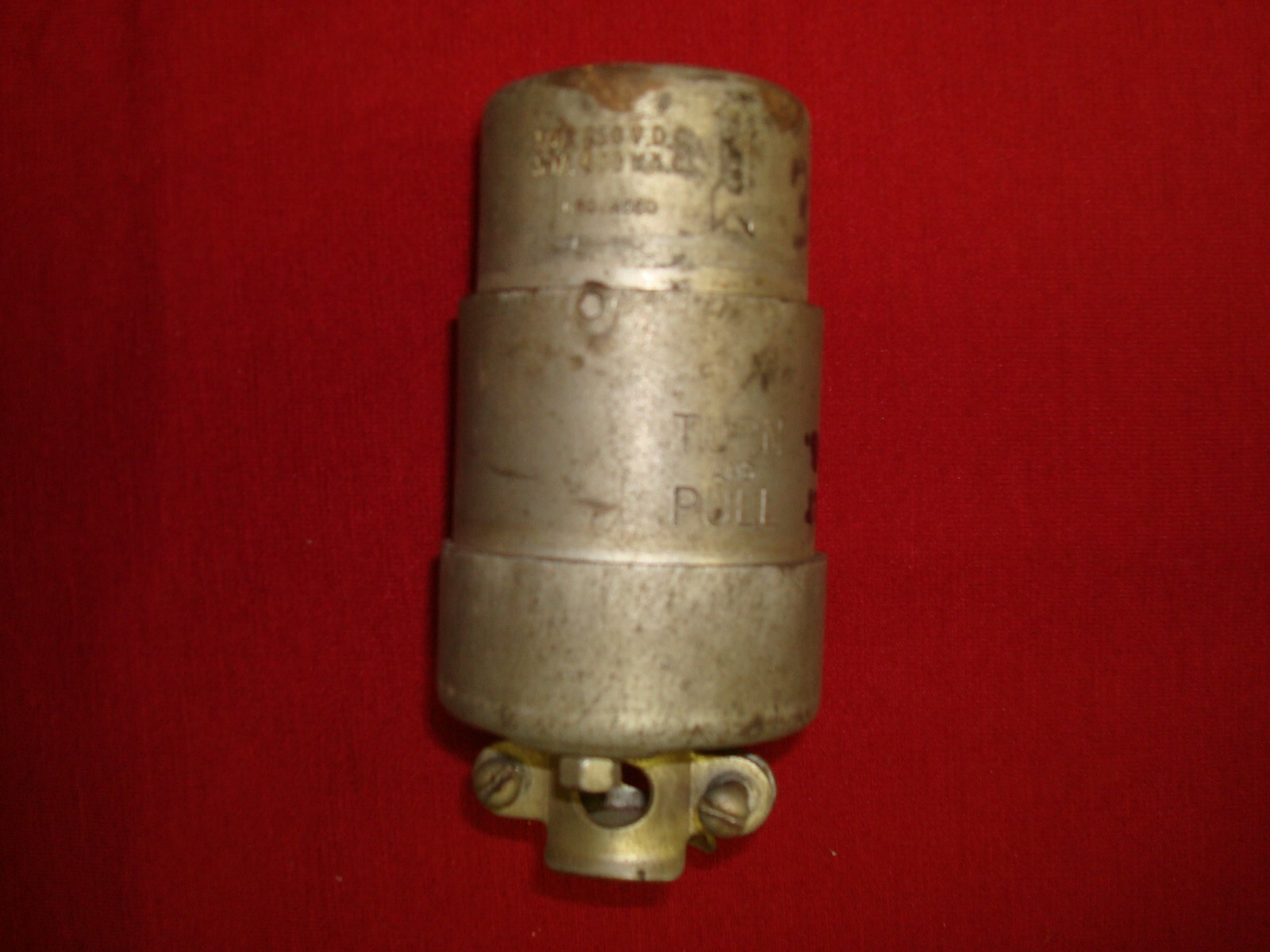 FEMALE CORD CAP 600 VOLT TWIST LOCK 480 VOLT 3 WIRE HEAVY DUTY 50 AMP USED STEEL