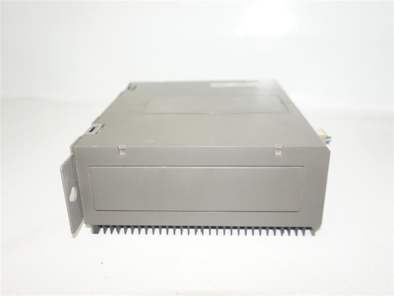 Fuji Electric FVR004B7S-2FK FVR004B7S2FK Servo Drive Controller 30Days Warranty