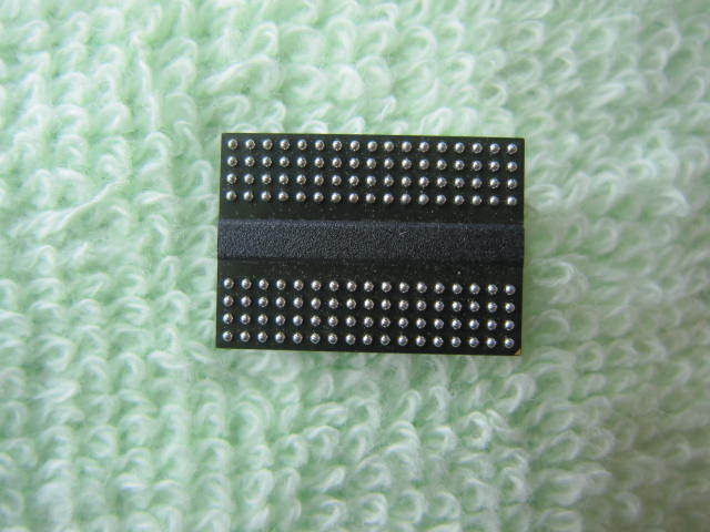 2pcs New K4J52324QH-HJ7A DDR3 GDDR3 BGA Chip