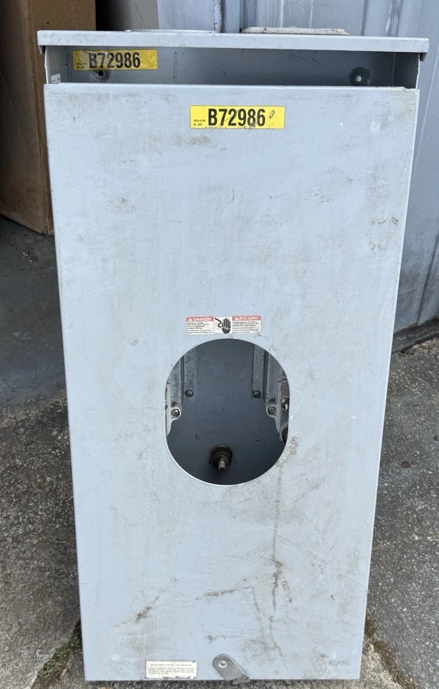 9810-9544 Type K4 10-Cutout Meter Socket, 300 VAC 480 A, 1 Phase, NEMA 3R Enclos