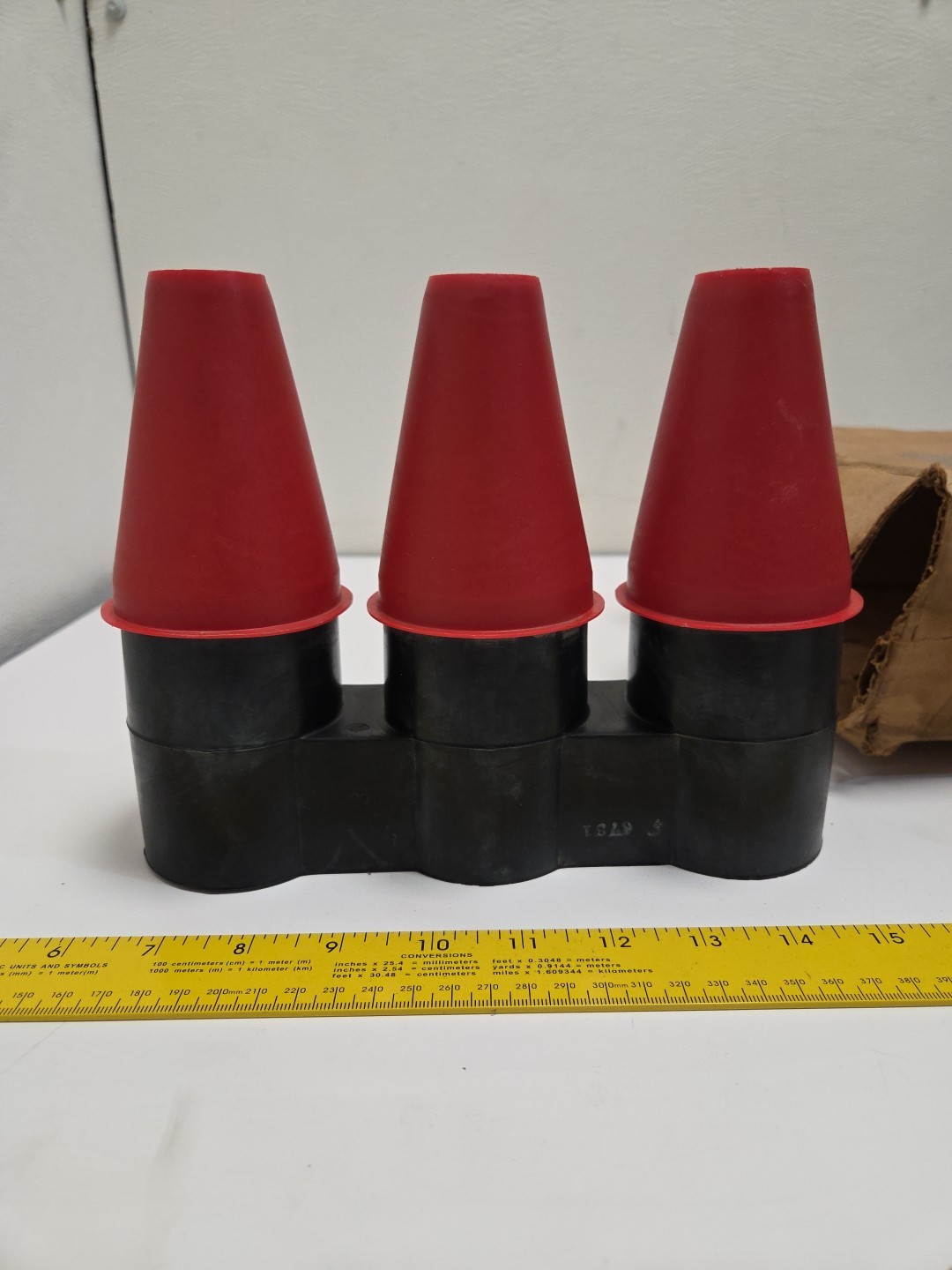 RTE Superclose 2637164C12M LBC-3 8.3/14.4KV Lug/Connector With U-Straps