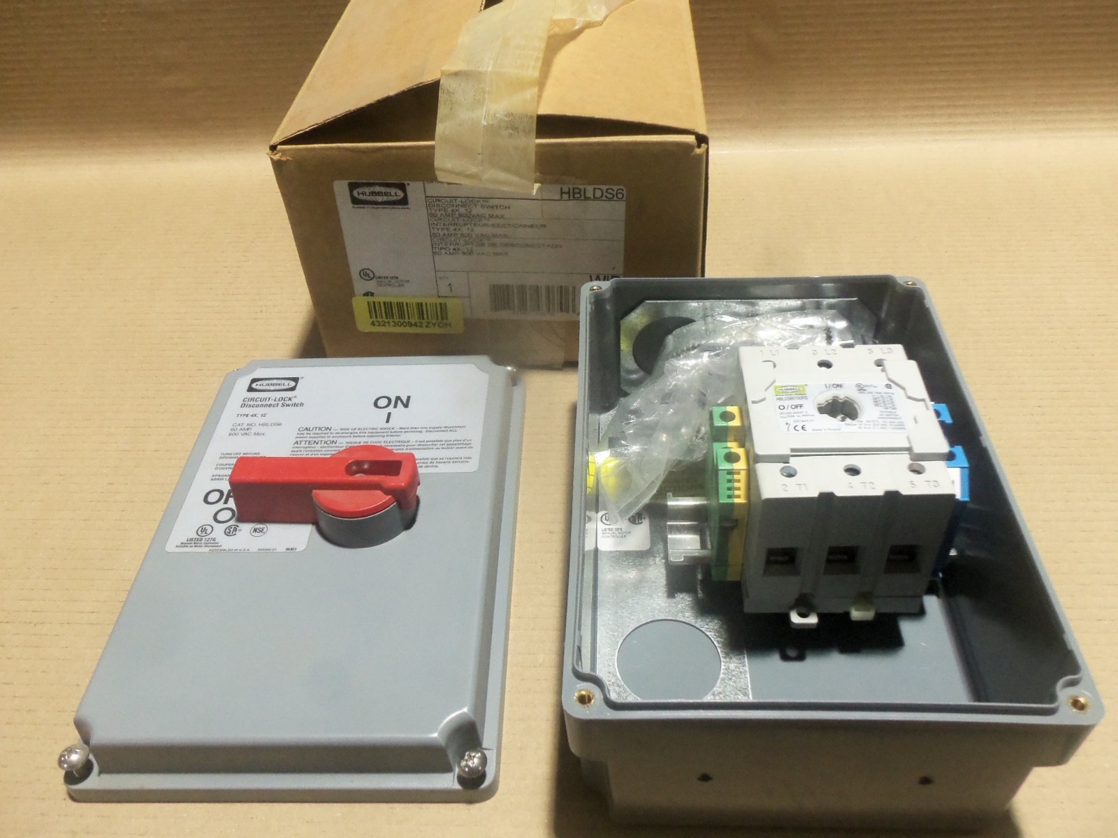NEW HUBBELL HBLDS6 Circuit Lock Disconnect Switch Type 4x, 12 60A 600Vac Max
