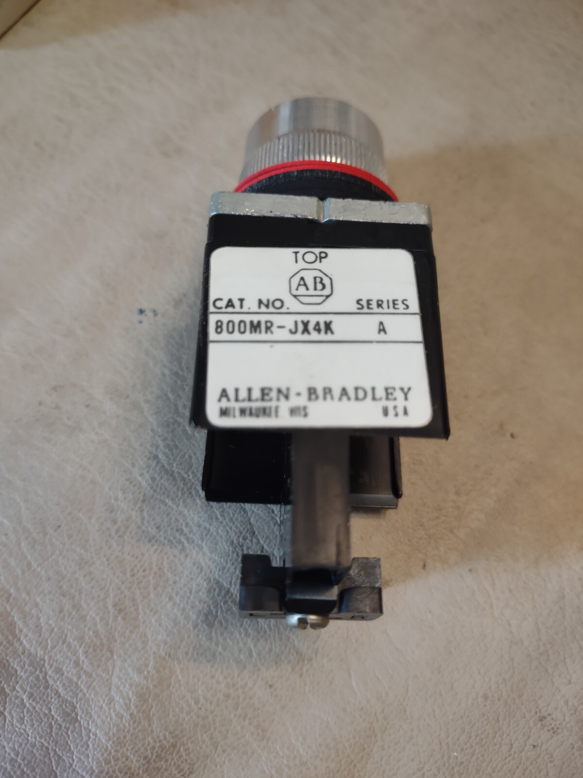 Allen Bradley 800MR-JX4K Series A Oil-tight Round Operator