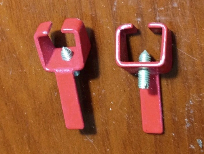 26 Lot RED 1-Pole Zinc Plated Universal Breaker Lock – New Open Box