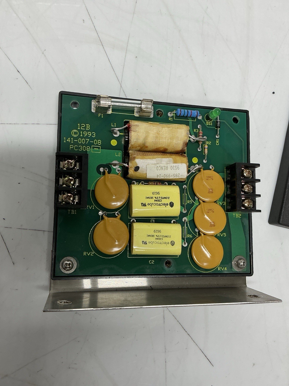 MCG Surge Protection 405 Surge Noise Trap 125VAC Line Filter Suppressor. Y-169