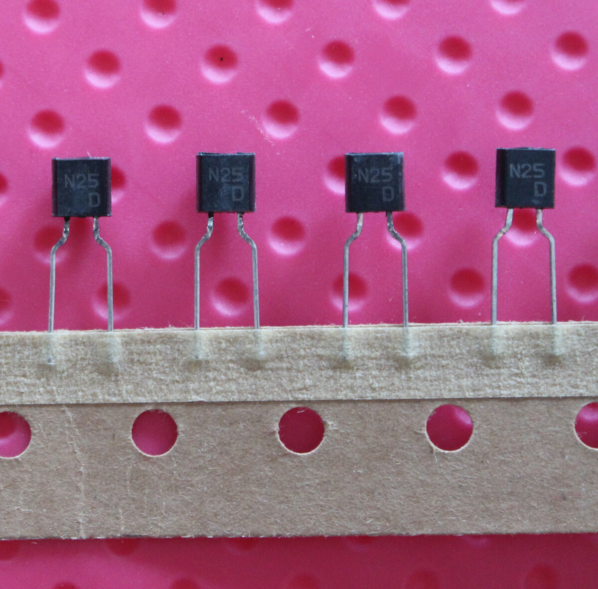 50pcs ICP-N25 ICPN25 N25 TO-92 Integrated Circuit IC