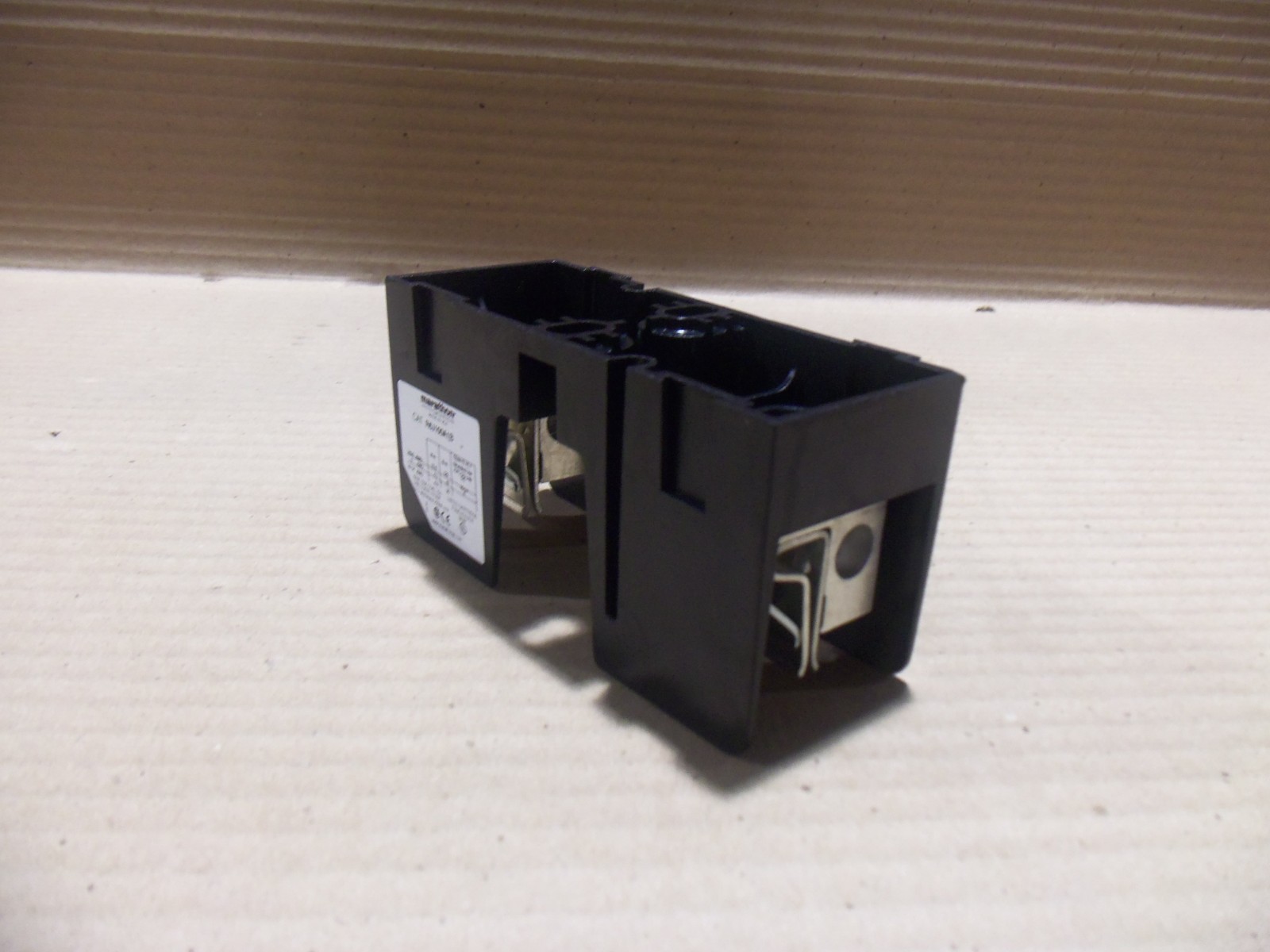 MARATHON R6J100A1B SINGLE POLE FUSE BLOCK 600V 100A 100 AMP CLASS J FUSE HOLDER