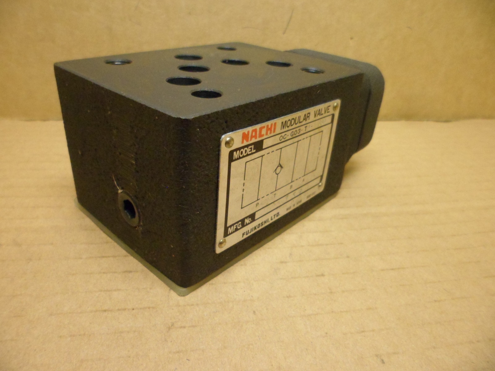 NACHI OC-G03-T1-J30 HYDRAULIC MODULAR VALVE N.O.S.