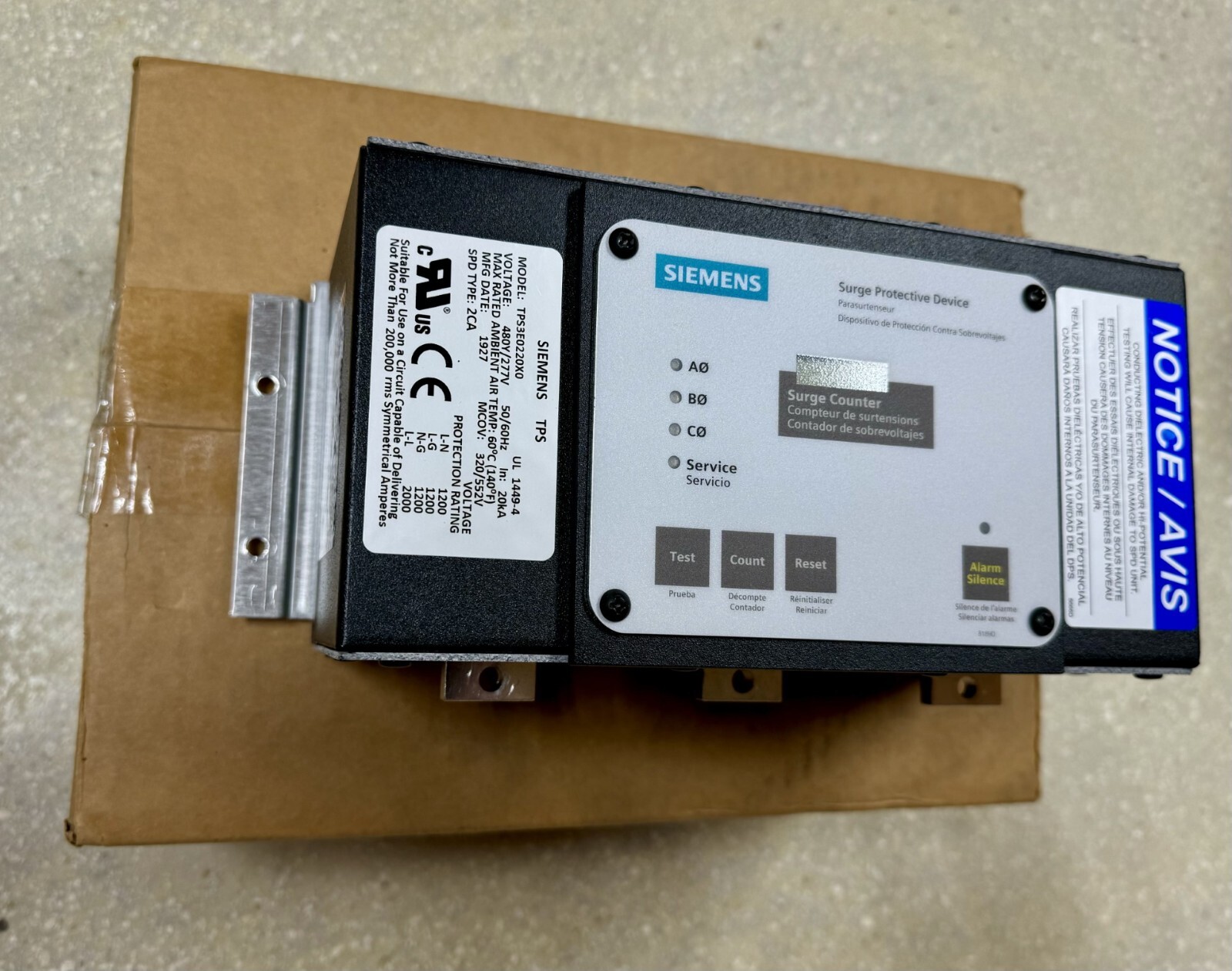 NIB SIEMENS TPS3E02200X0 SURGE PROTECTIVE DEVICE 480/ 277V 3 Phase 200kA
