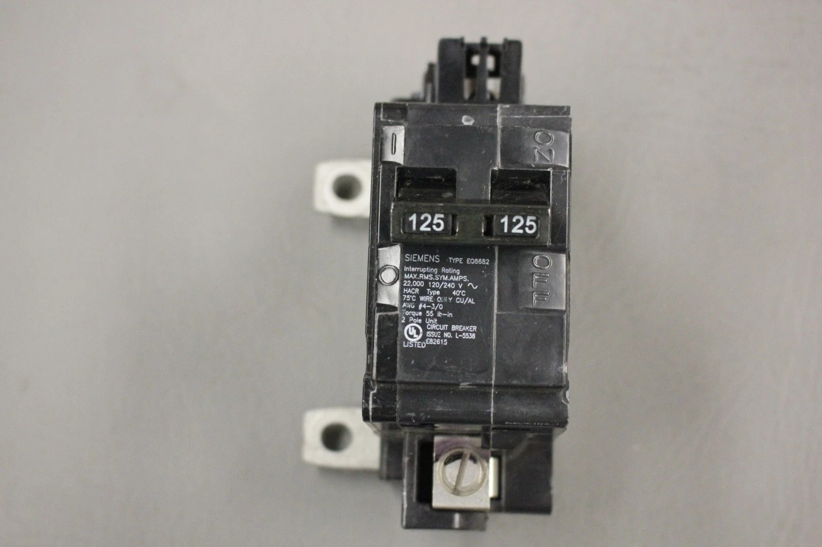 USED SIEMENS MBK125A / EQ8682 240VAC 2-POLE MAIN BREAKER 125 Amp