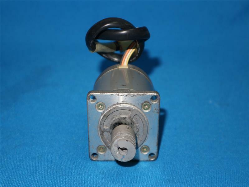 ASM AD889 Sanyo Denki 103-770-61 10377061 Stepping Motors DC 5.1V 1.0A