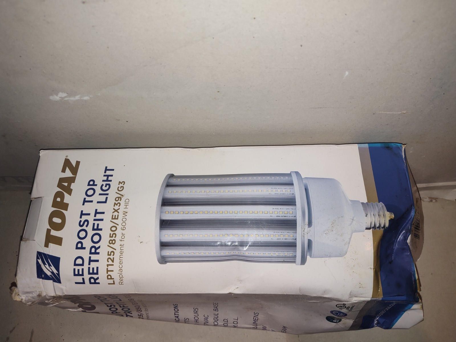 74368 Topaz 125 Watt Post Top LED Lamp 5000K EX39 Base 120-277V NEW