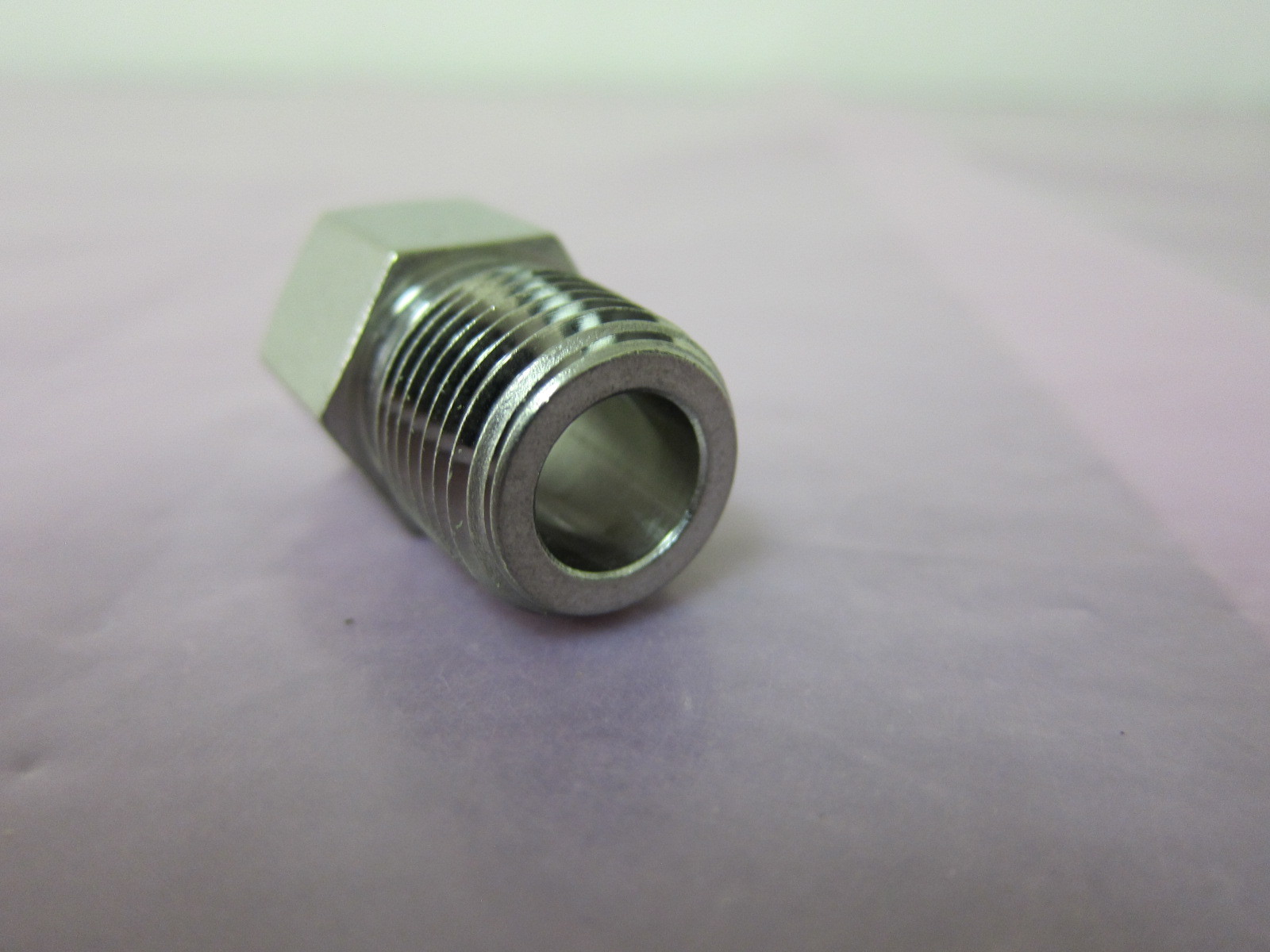 3 Swagelok, Cajun SS-8-RB-6 1/2″ MNPT X 3/8″ FNPT 401912