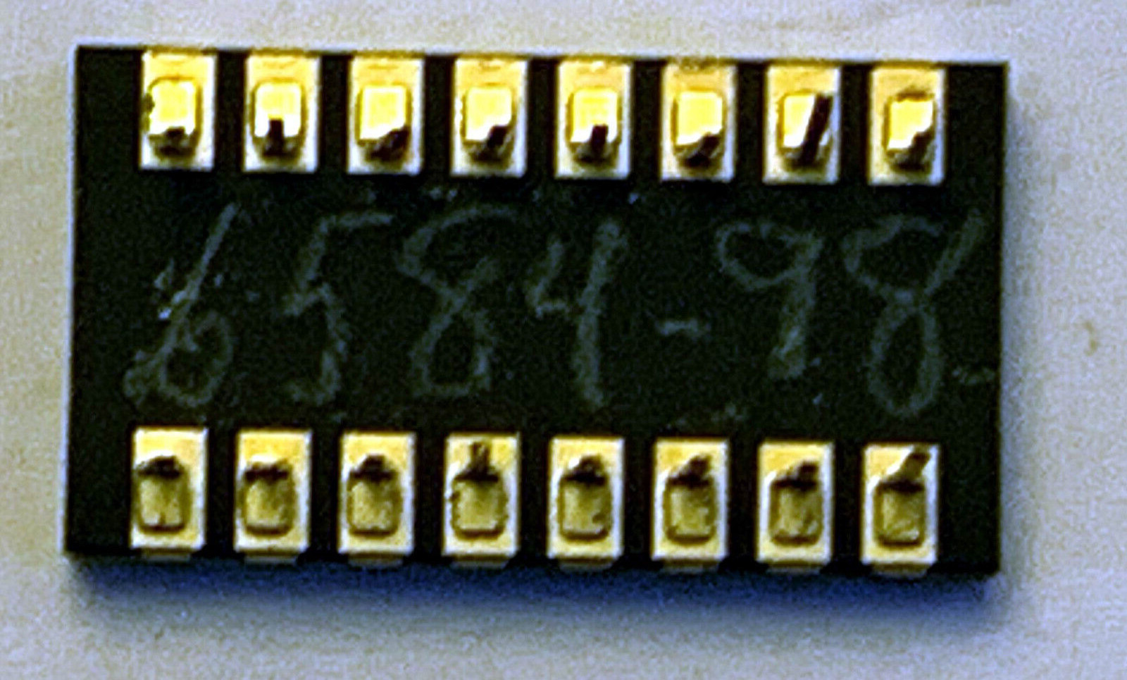 Vintage NOS Gold Ceramic DIP Micro Networks MN3007 10-bit ADC -10V to 10V 16-pin