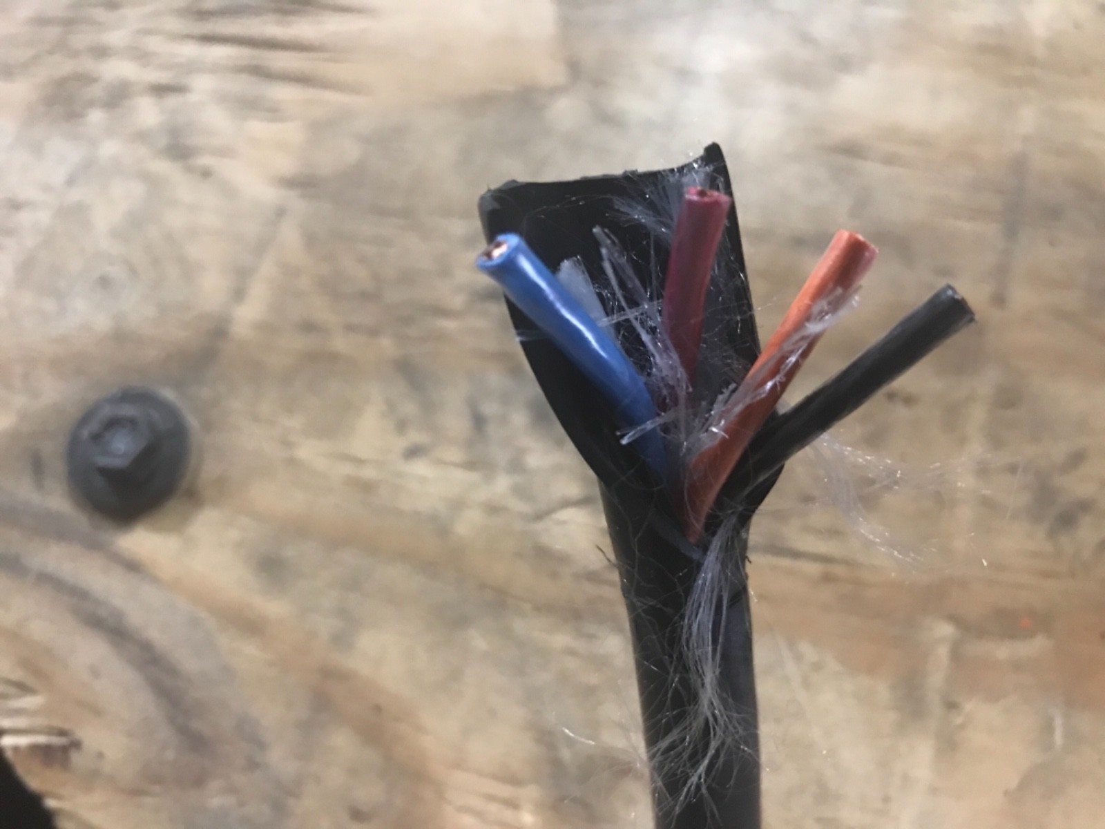 Southwire – 14-7R CU 4/C THHN Type TC Control Cable, 500 FEET