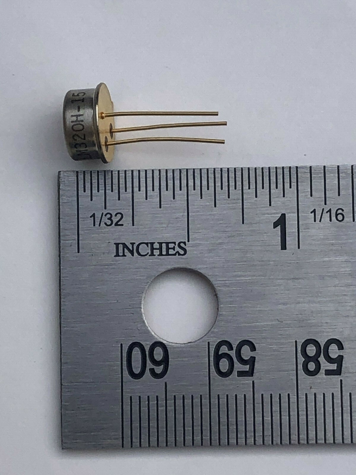 Lot of (20) National LM320H-15 Negative Voltage Regulator