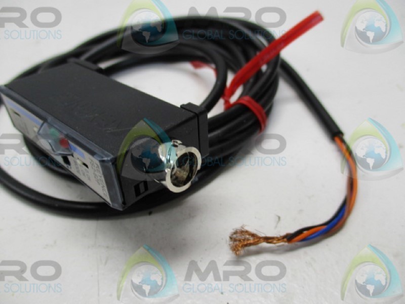 KEYENCE FS2-62P AMPLIFIER FIBER CABLE NSNP
