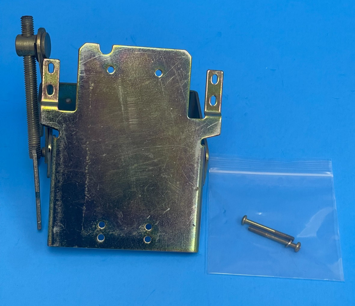 Allen Bradley 1494V-M40 Variable Depth Flange-Operated Circuit Breaker Mechanism