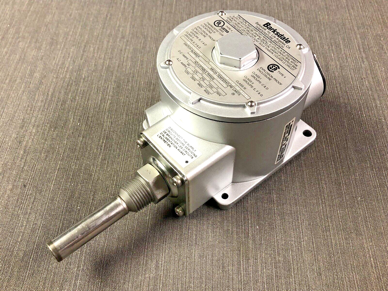 Barksdale HL1X-CC351S Temperature Switch Explosion Proof 150-350F 10A 125/250VAC