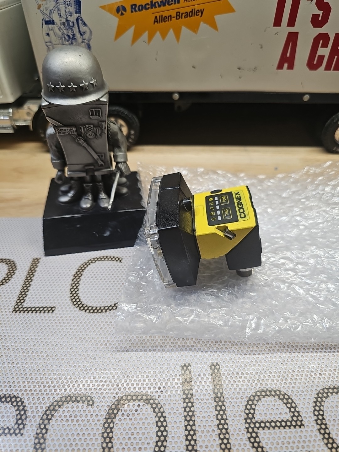 COGNEX IS2000C-120-40-125 In-Sight Vision Camera
