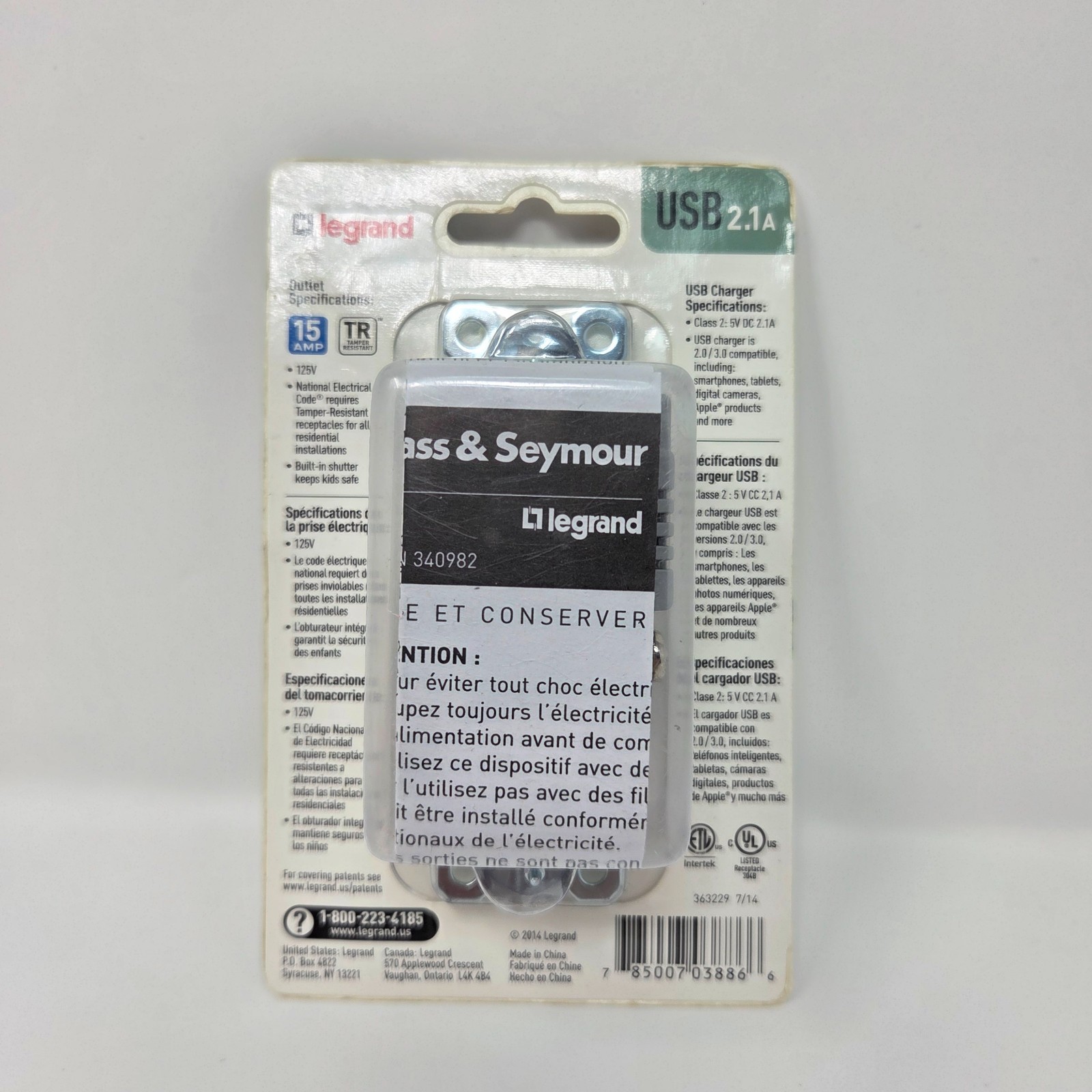 Legrand Pass Seymour 2 USB Charger + Outlet Wall Receptacle 2.1A White NEW