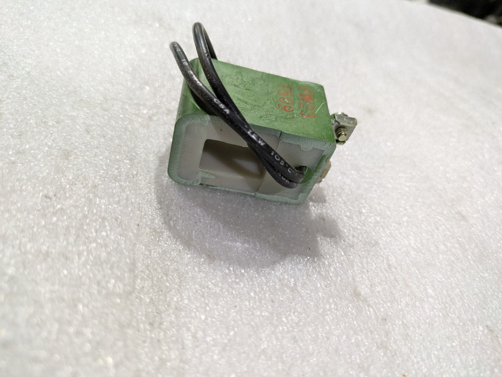 GE 15D2G2 Magnetic Renewal Coil 115V 60Hz FW-27 Contactor Starter Industrial
