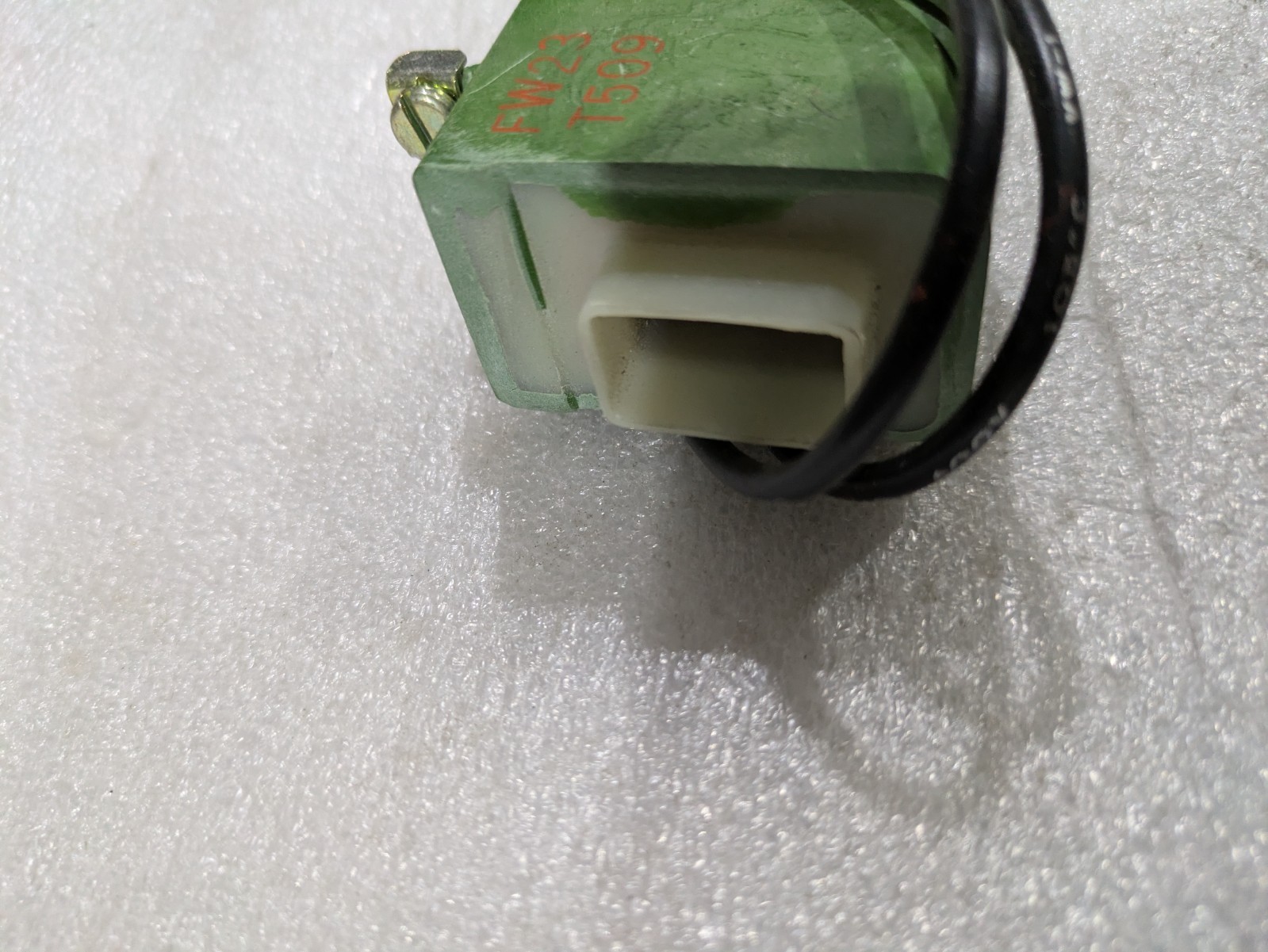 GE 15D2G2 Magnetic Renewal Coil 115V 60Hz FW-27 Contactor Starter Industrial