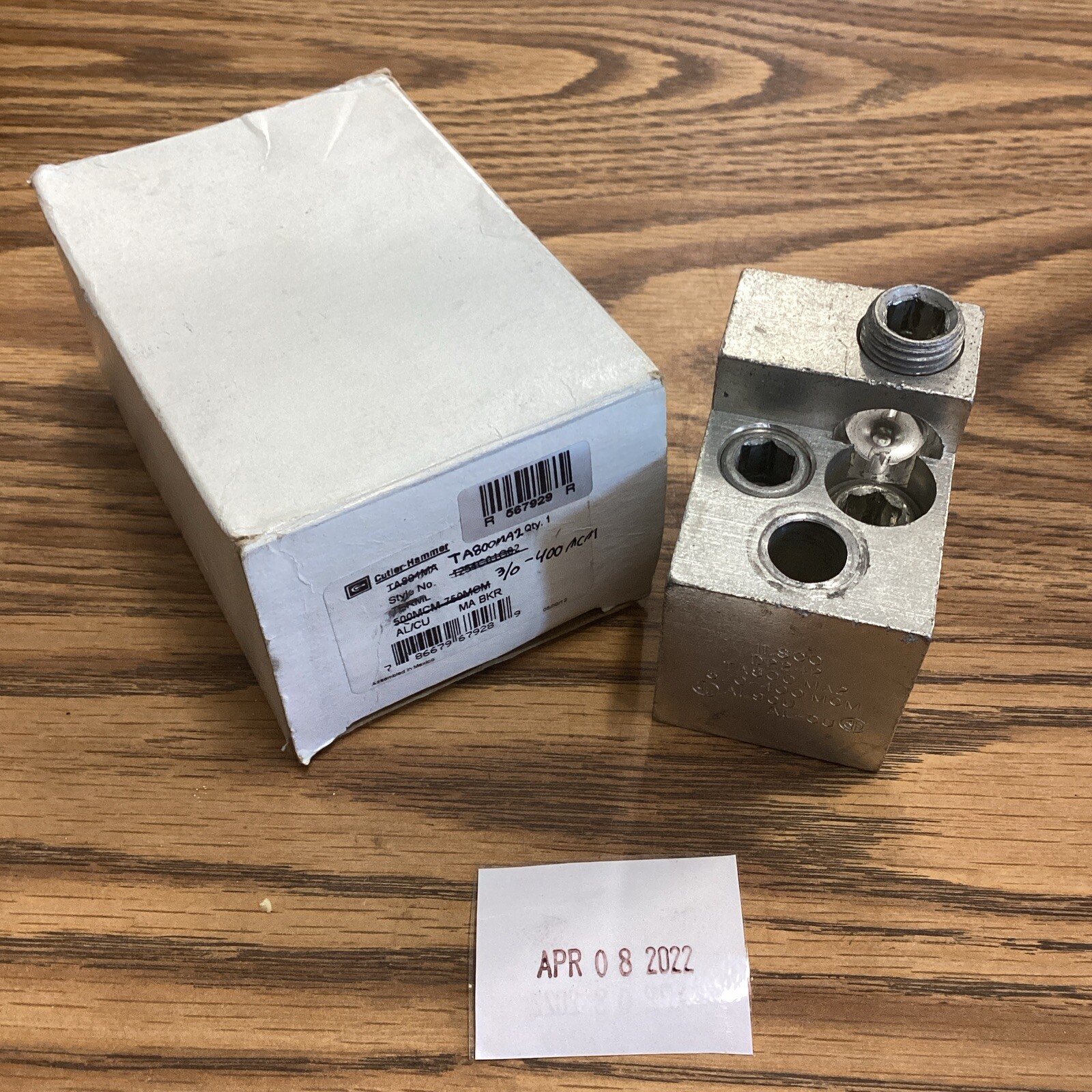 ILSCO TA800MA2 D2242 TERMINAL LUG 3/0 – 400mcm Used