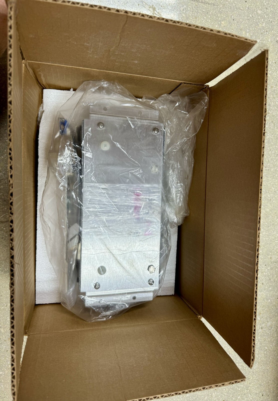 NIB SIEMENS TPS3E02200X0 SURGE PROTECTIVE DEVICE 480/ 277V 3 Phase 200kA