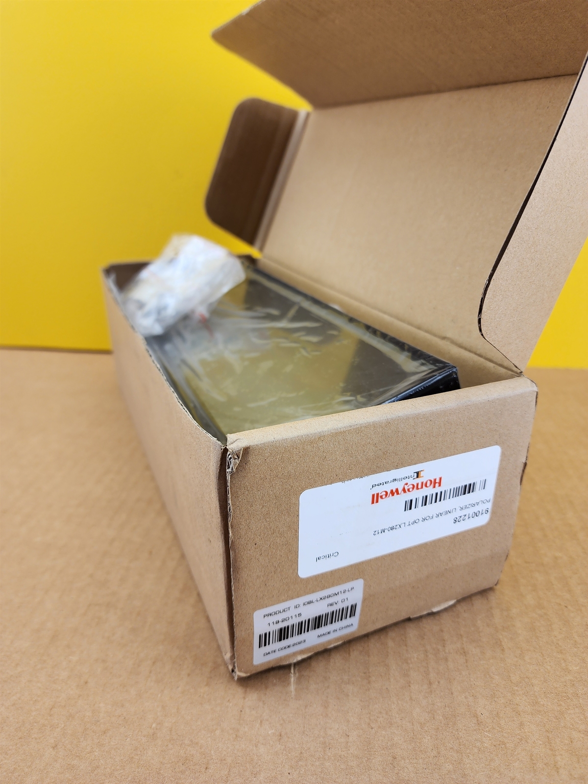 NEW Cognex IOBL-LX280M12-LP Polarizer Lens Filter
