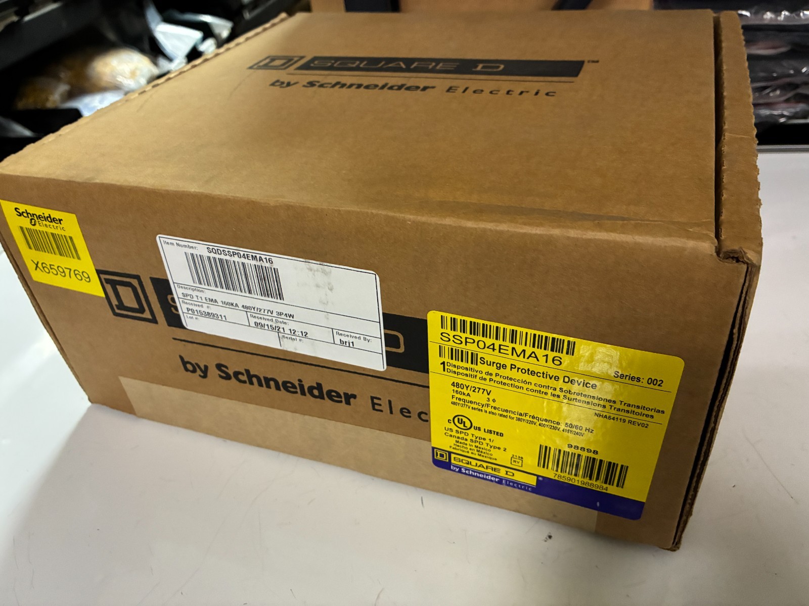 Square D by Schneider SSP04EMA16 Surge Protective Device 480V/277V NEW SEALED