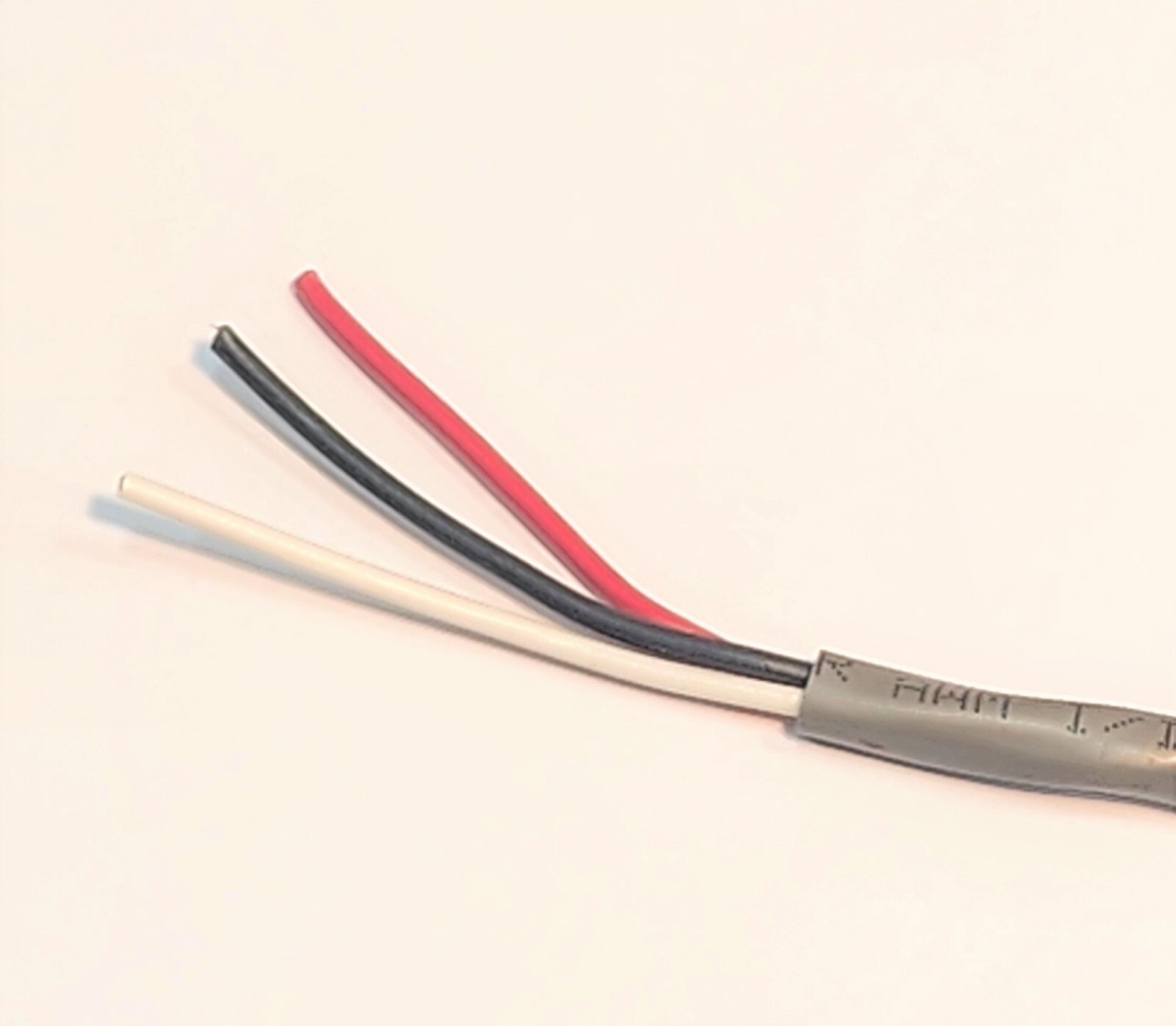 Quabbin Wire 0200 18 AWG 3C Unshielded PLTC Tray Cable eq. Belden 9493 50 feet