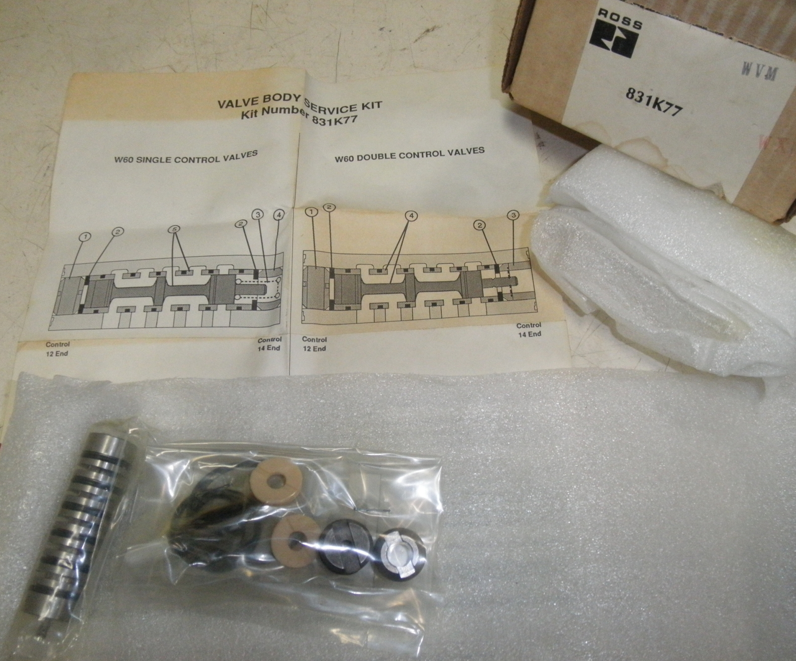 831K77 Ross Operating Valve Service Kit 300502 NOS New in Box