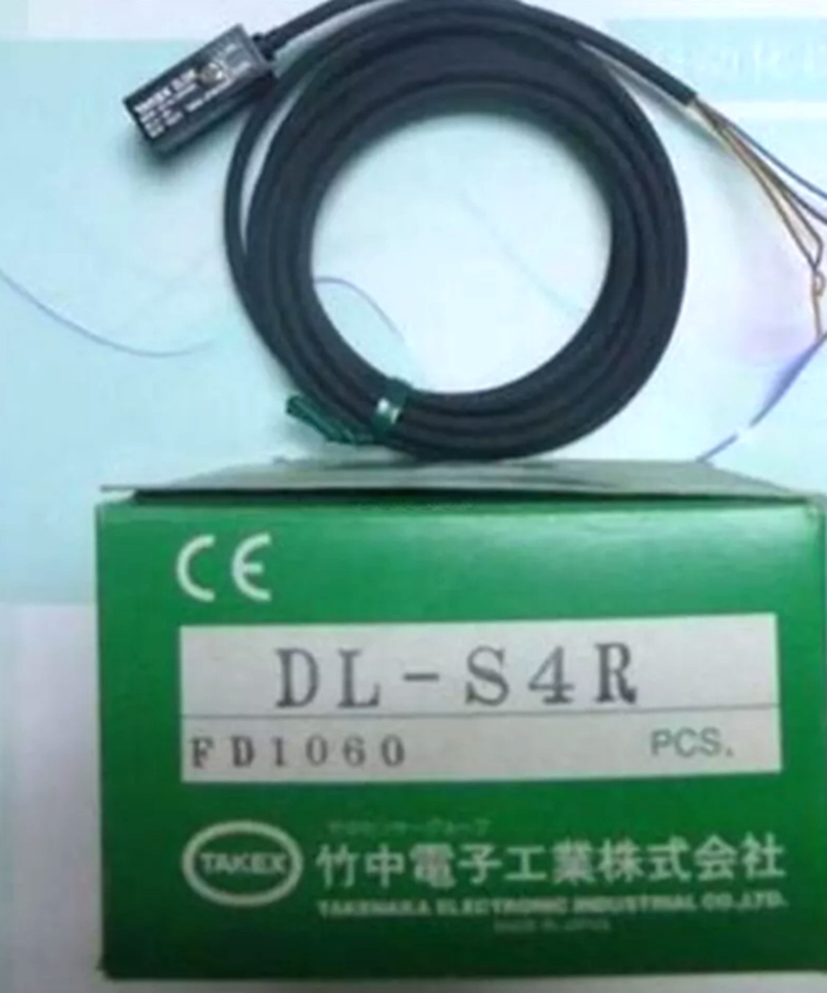 Brand New TAKEX DL-S4R Photoelectric Sensor Switch