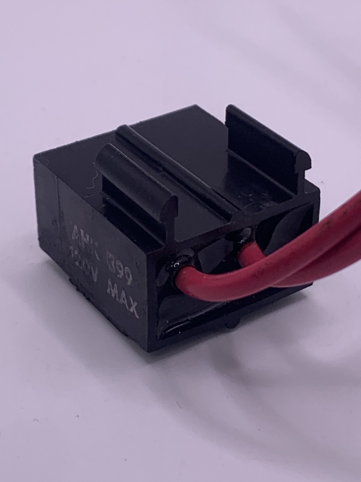 Arrow Hart AHK-399 Transient Surge Suppressor, 120V, NEW NO BOX