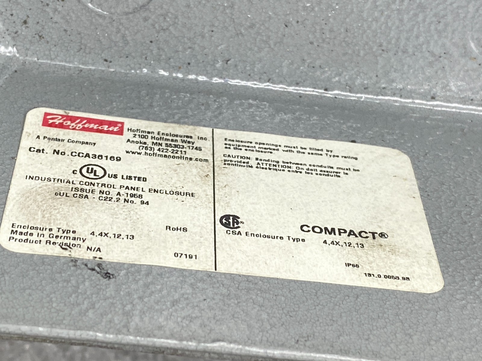 MITSUBISHI GT1050-QBBD GRAPHIC OPERATION TERMINAL W/HOFFMAN CCA36169 ENCLOSURE