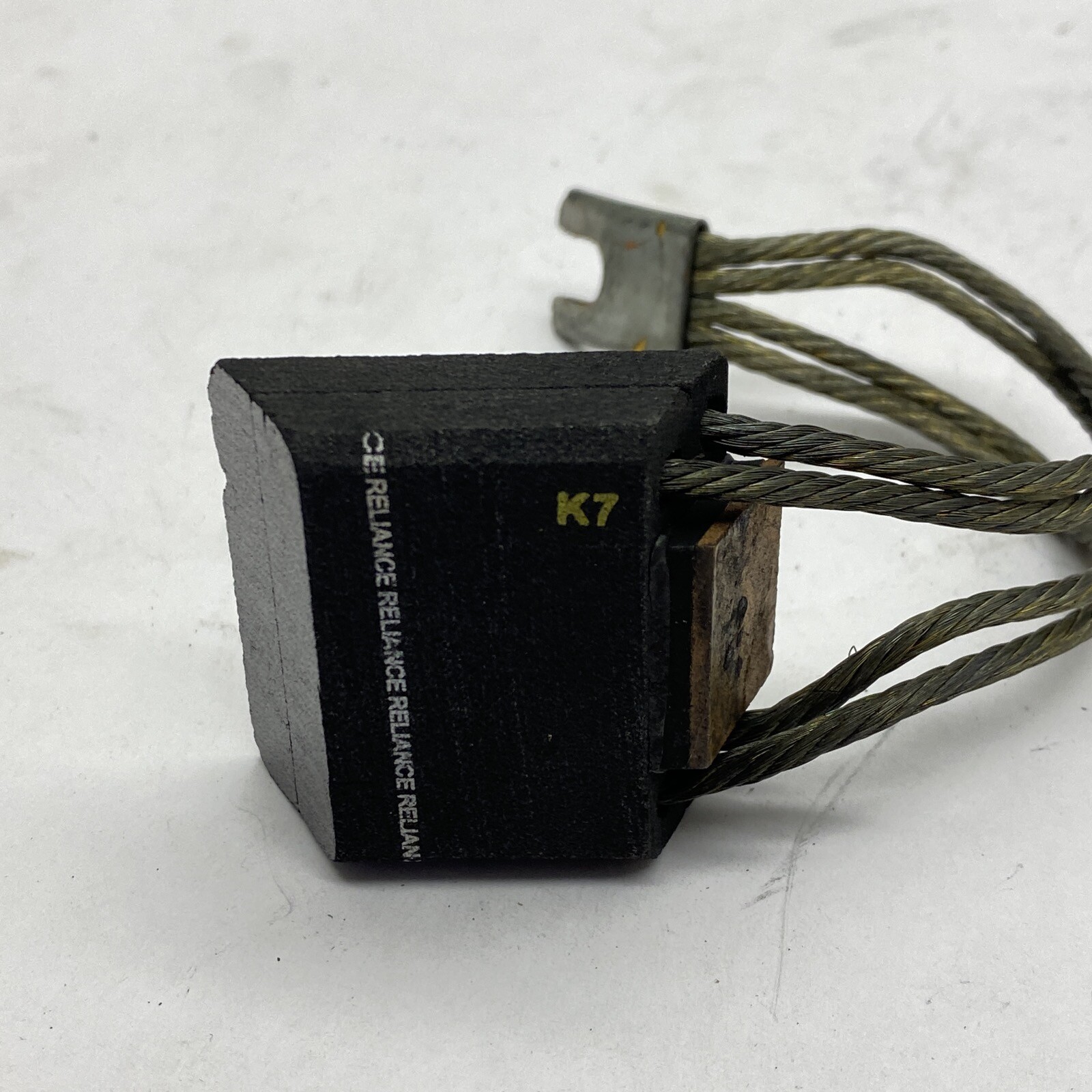USED LOT of 5 Reliance Electric Standrd Carbon DC Motor Brushes RE41WP