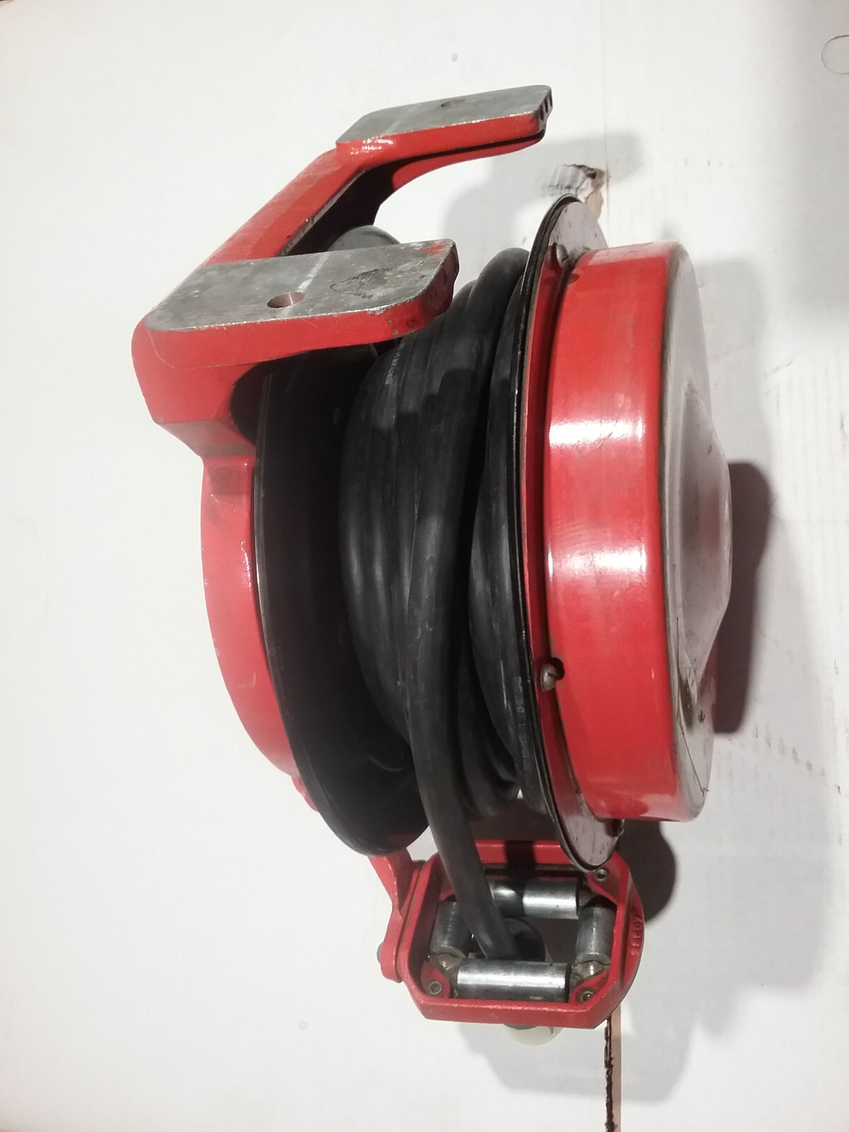 Used Appleton cable reel RL1 04J in good working condition