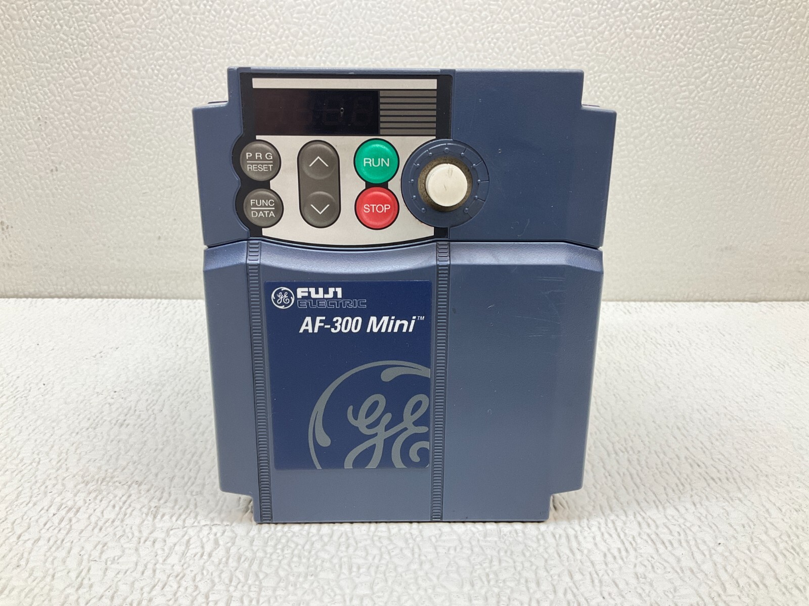 GE Fuji Electric 6KXC143002X9A1 AF-300 Mini Drive 380-480 V 3 Ph (TSC)