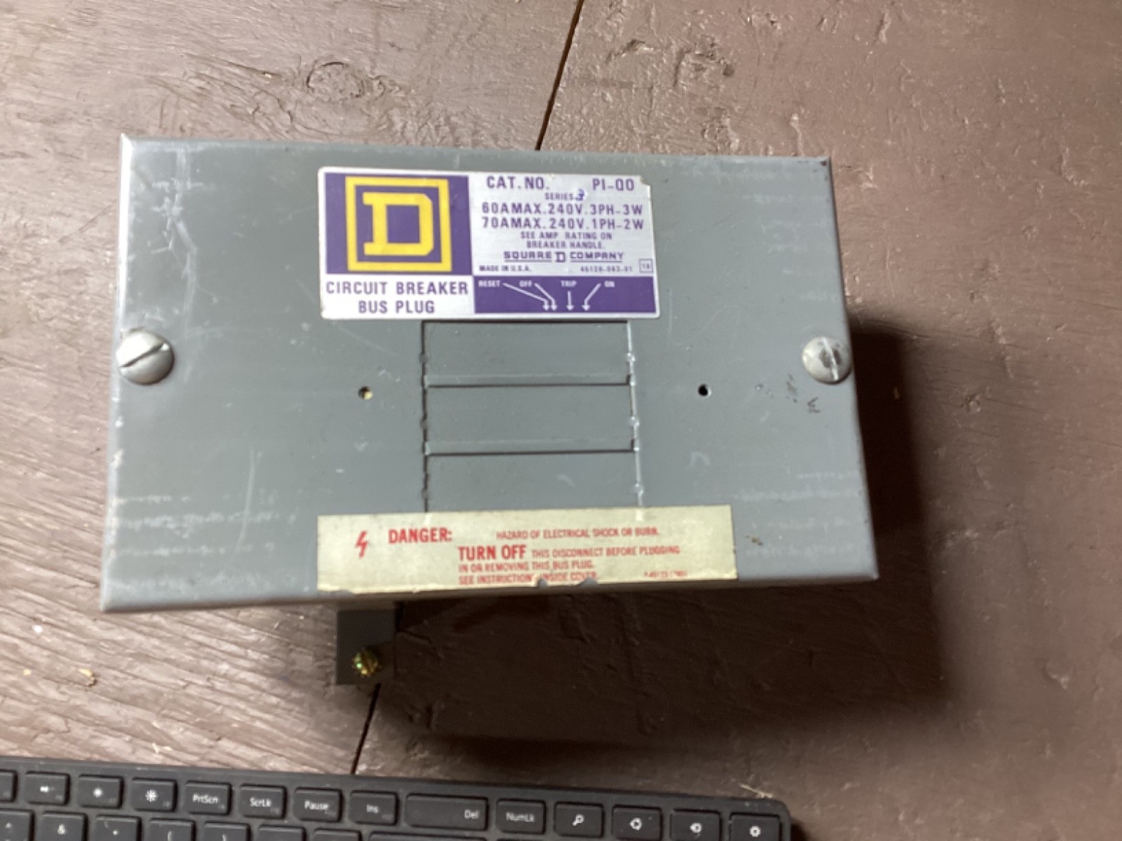 SQUARE D PI-QO, 60A CIRCUIT BREAKER BUS PLUG 60A/240V/3PH Scratched but Unused